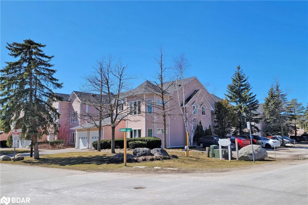 32 Dawson Drive, Collingwood