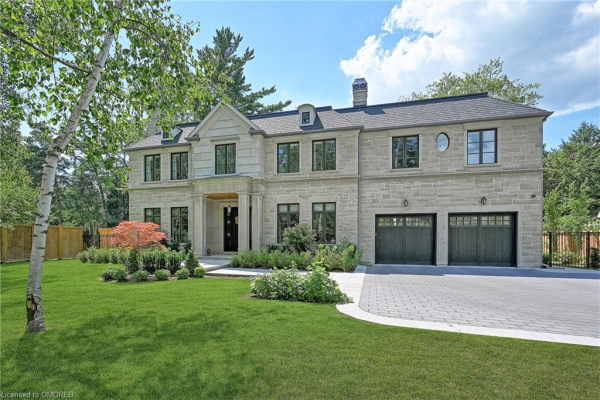 36 Barringham Drive, Oakville