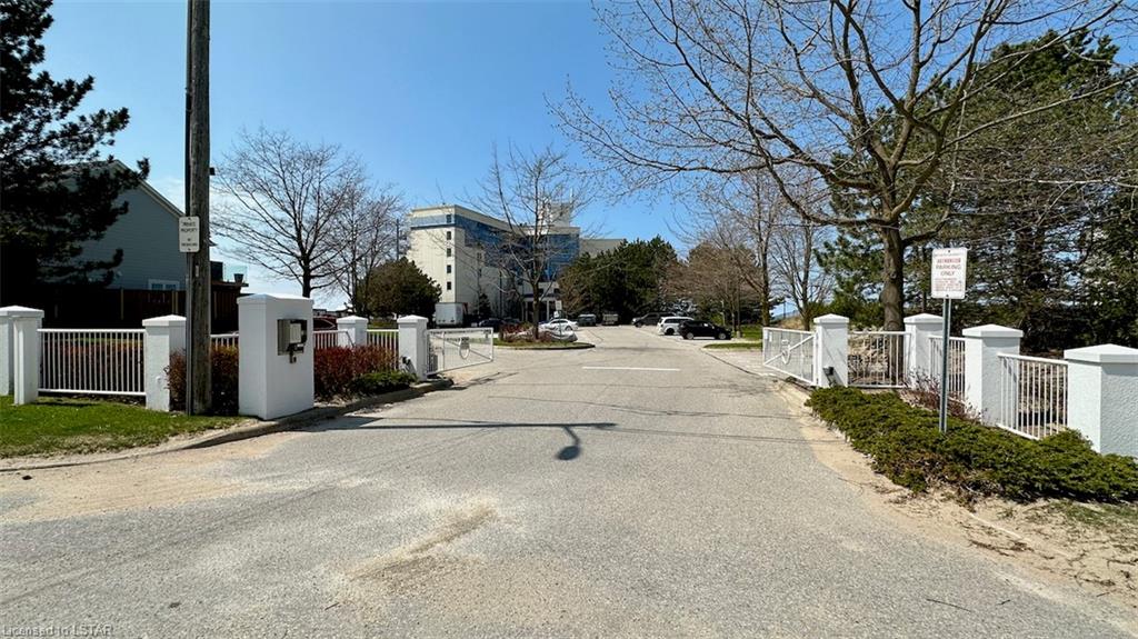 9 Pine Street, #101