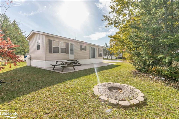 28 Huron Circle, Wasaga Beach