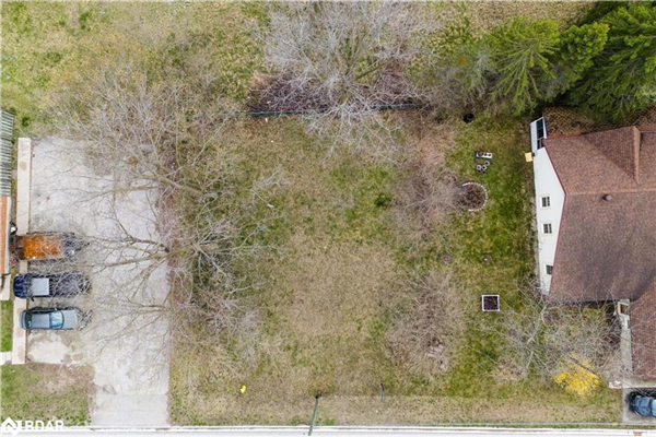 96 King Street, Essa