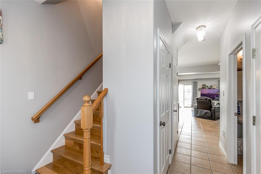 Listing 40414649 - Large Photo # 4