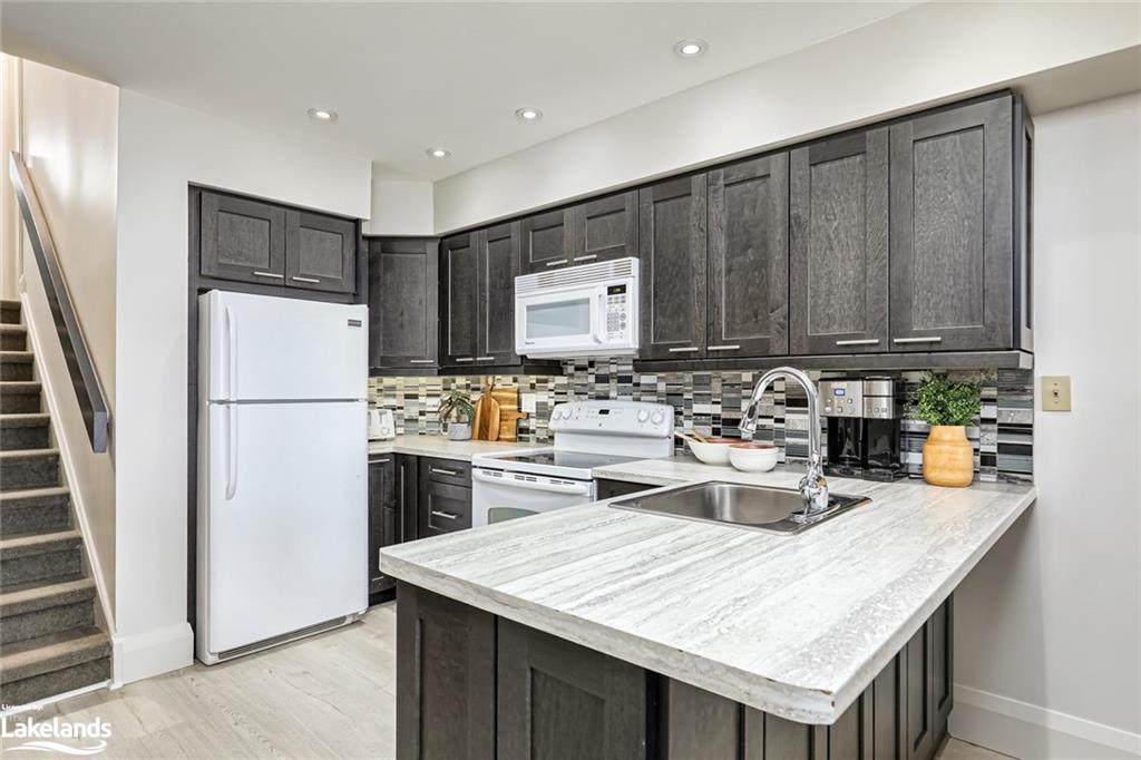 Listing 40414656 - Large Photo # 6