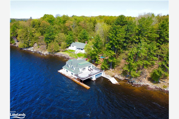 111 Tondern Island, Muskoka Lakes