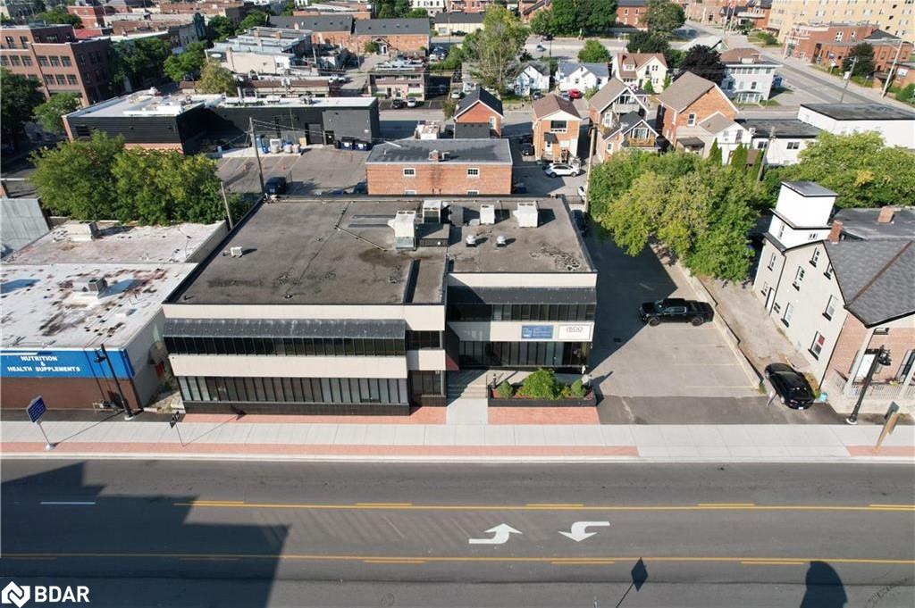 19 Front Street N