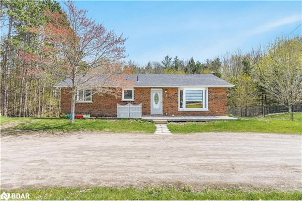 4035 Horseshoe Valley Road E, Springwater