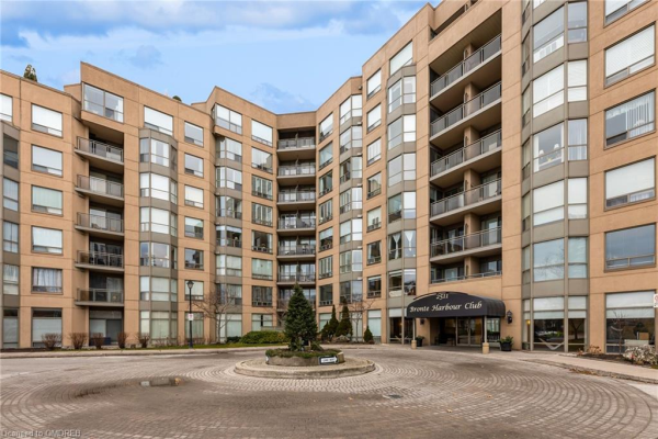 2511 Lakeshore Road W, Oakville