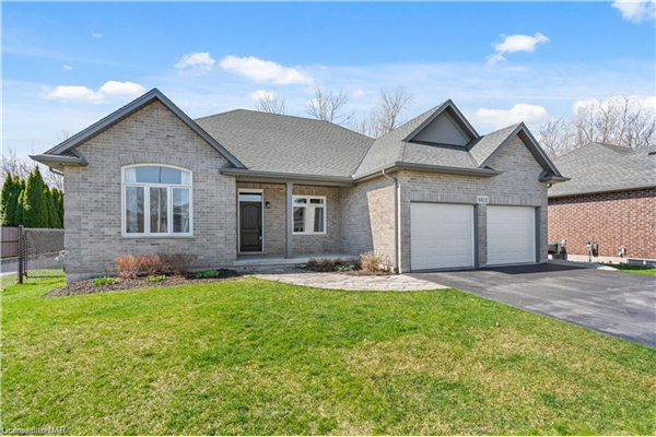6612 Lucia Drive, Niagara Falls