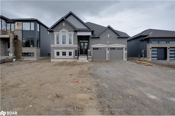 220 Ramblewood Drive, Wasaga Beach