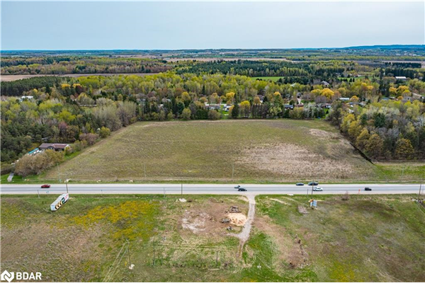 7043 Highway 26, Stayner