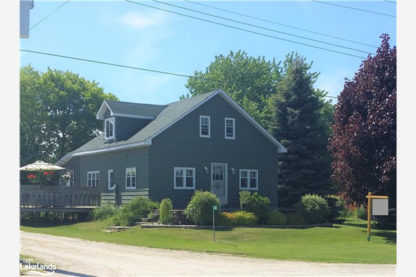 4352 124 County Road, Clearview