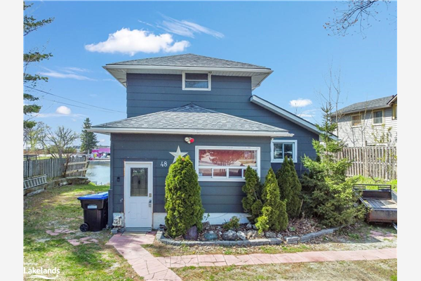 48 River Avenue Crescent, Wasaga Beach
