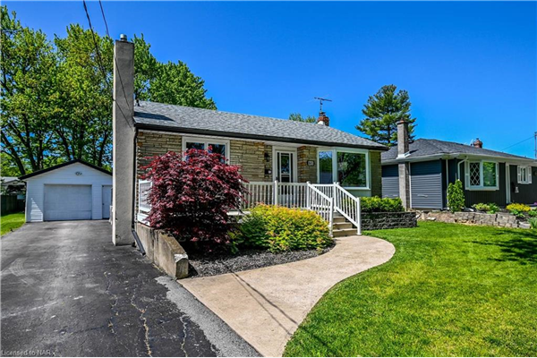 8693 Roosevelt Avenue, Niagara Falls