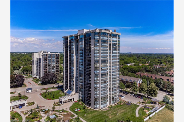 2170 Marine Drive, Oakville
