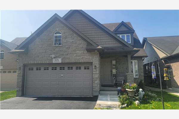 675 Silverfox Place, London