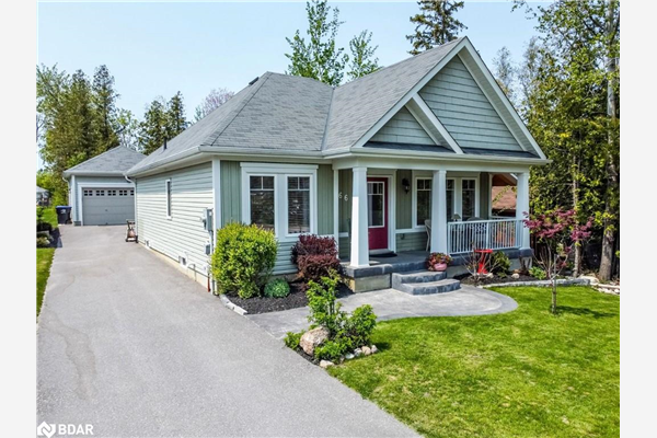 66 Robert Street S, Wasaga Beach