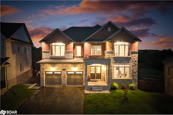 85 Highlands Boulevard, Millbrook Village