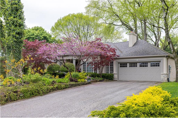 1315 Cleaver Drive, Oakville
