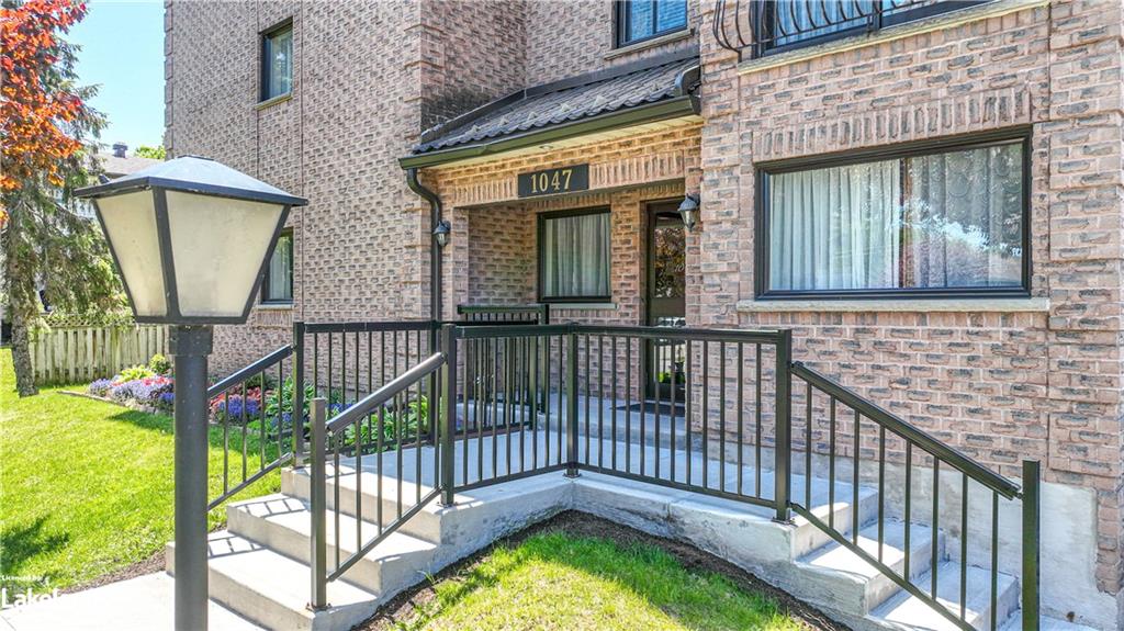 1047 Mississaga Street, #307