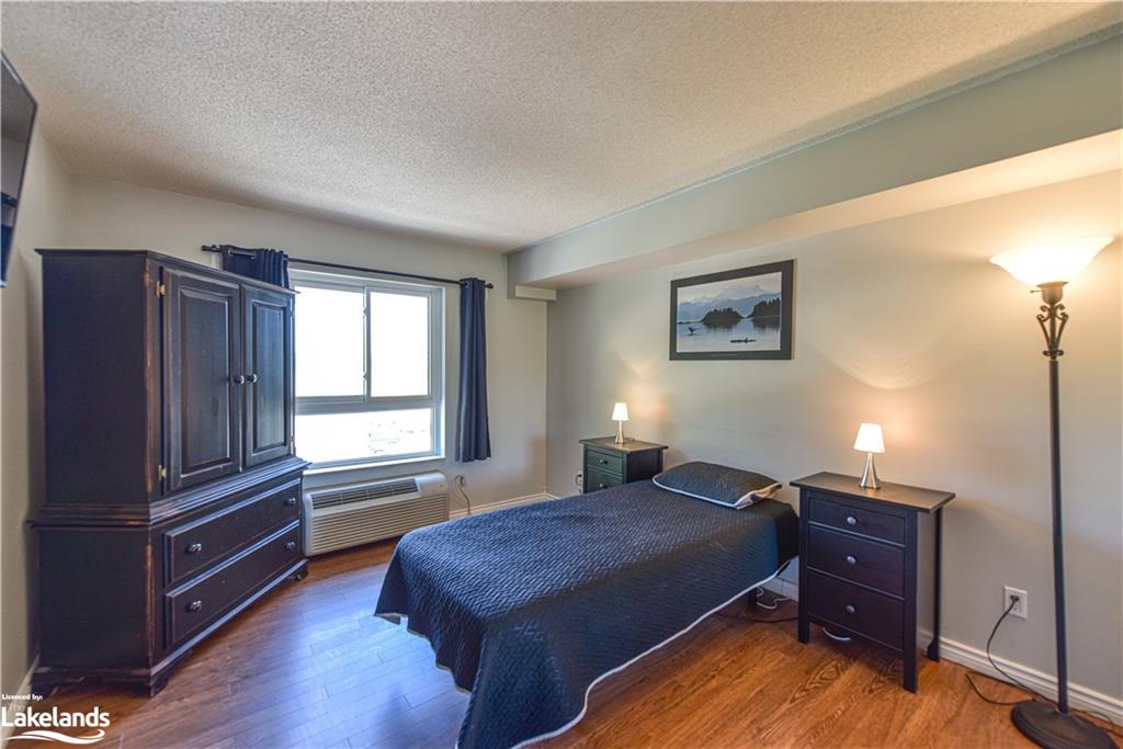 1047 Mississaga Street, #307