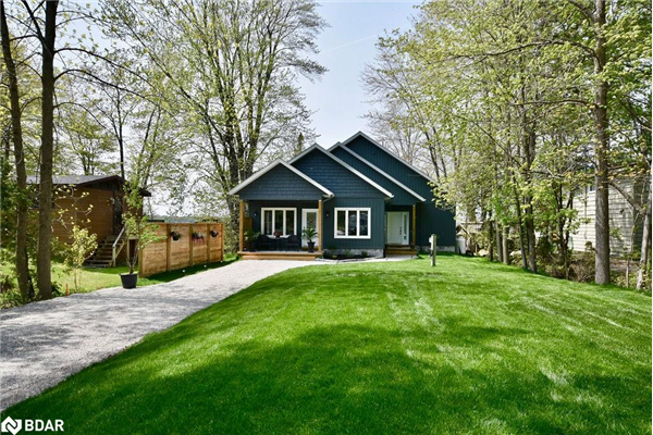 7426 Island View Street, Washago