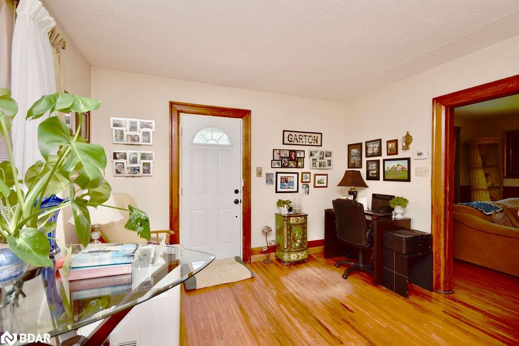 Listing 40424610 - Large Photo # 6