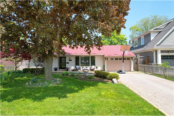 235 Cherryhill Road, Oakville