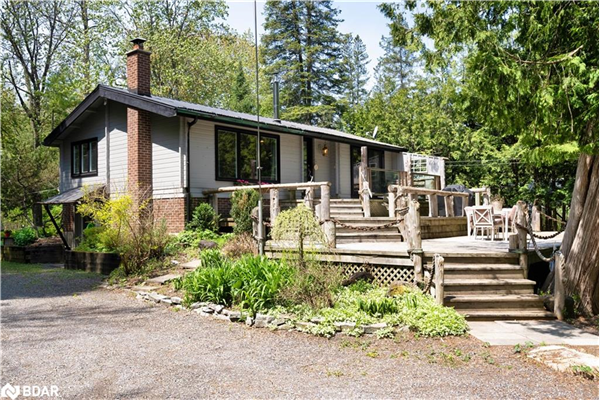 1295 Furniss Drive, Ramara