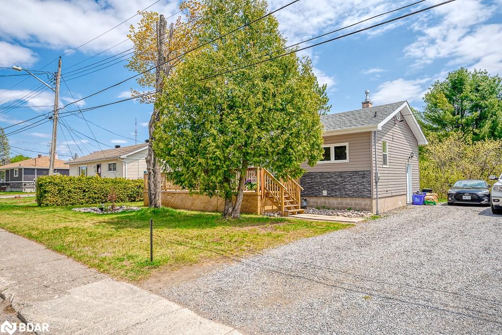 Listing 40425593 - Large Photo # 1