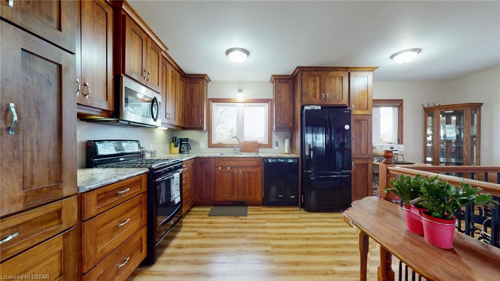 47254 Mapleton Line