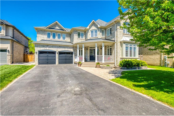 2235 Wuthering Heights Way, Oakville