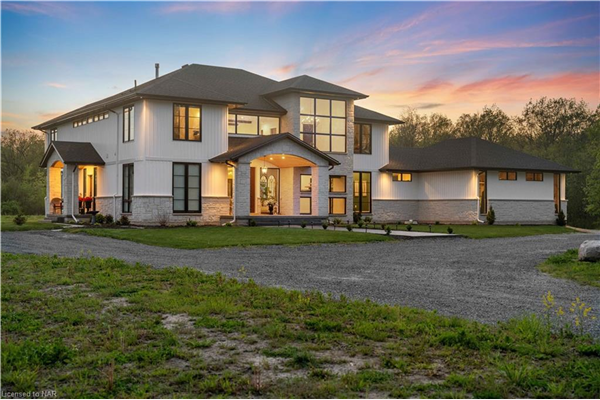 13791 Montrose Road, Niagara Falls