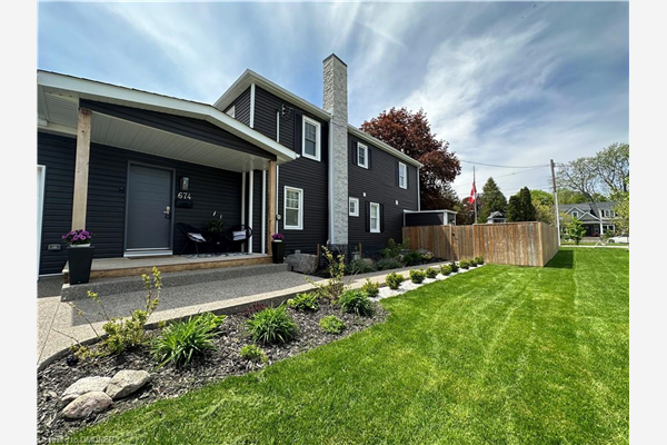 674 Greenwood Drive, Burlington