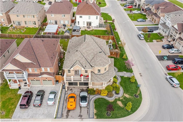 8788 Dogwood Crescent, Niagara Falls