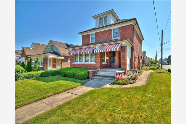 5652 Temperance Avenue, Niagara Falls