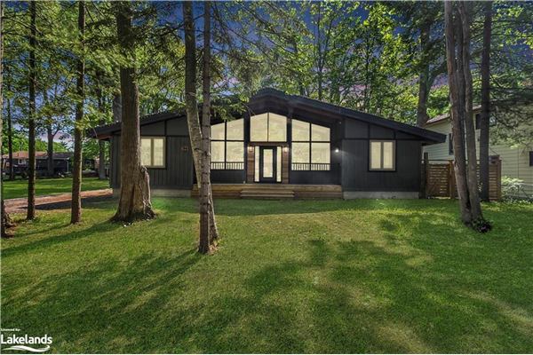 94 28th Street N, Wasaga Beach
