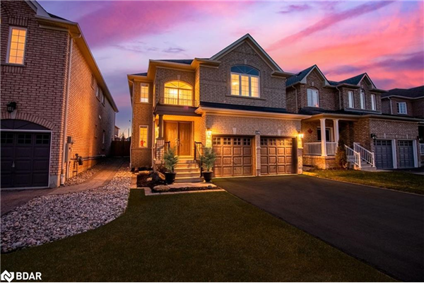 16 Charlemagne Avenue, Barrie