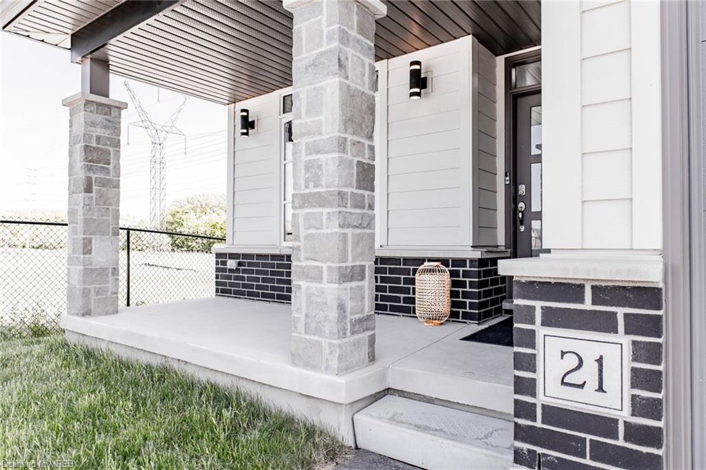 10 Mcpherson Court, #21