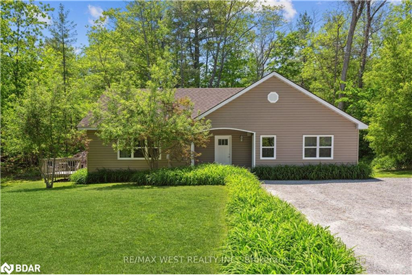 7768 Singing Pines Road, Washago