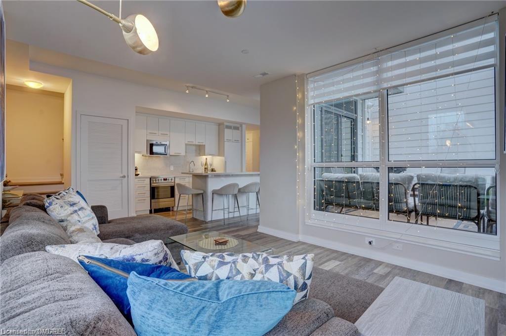 Listing 40433165 - Large Photo # 13