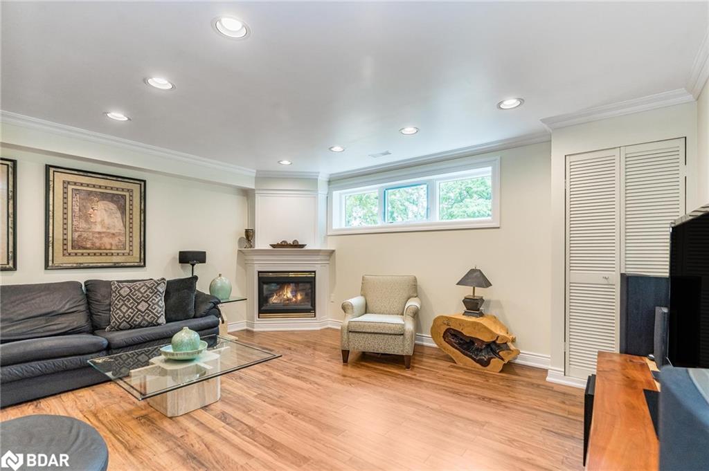 Listing 40434362 - Large Photo # 5
