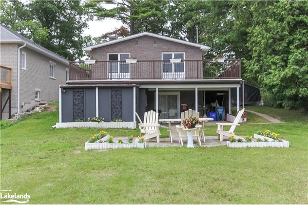 34 Poplar Street, Wasaga Beach