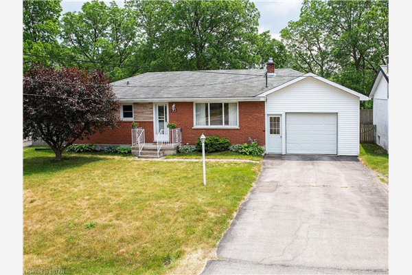 33 Dale Drive, Dorchester