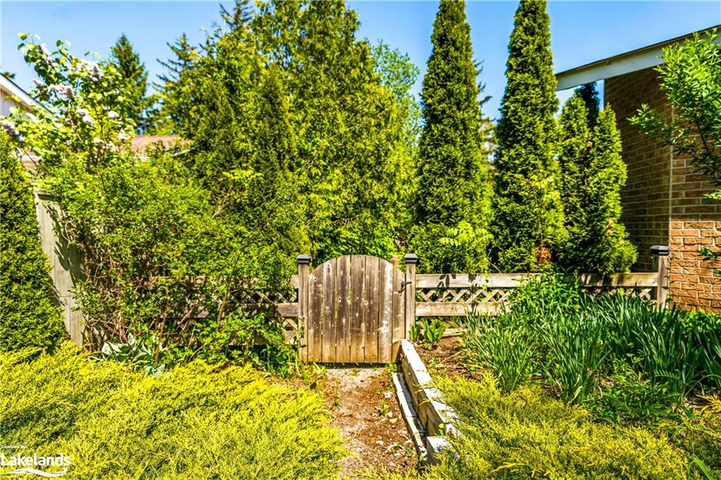 Listing 40435937 - Large Photo # 25