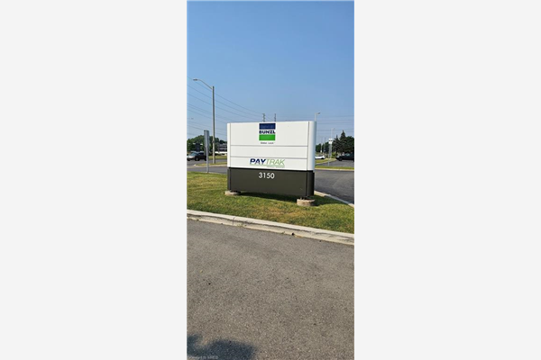 3150 Harvester Road, Burlington