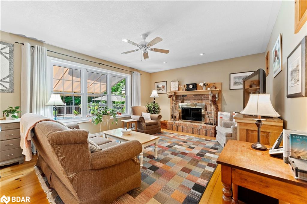 Listing 40438332 - Large Photo # 15