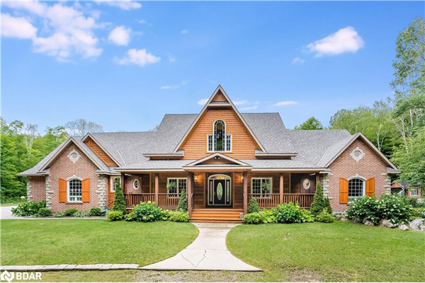 697 Lafontaine Road E, Tiny
