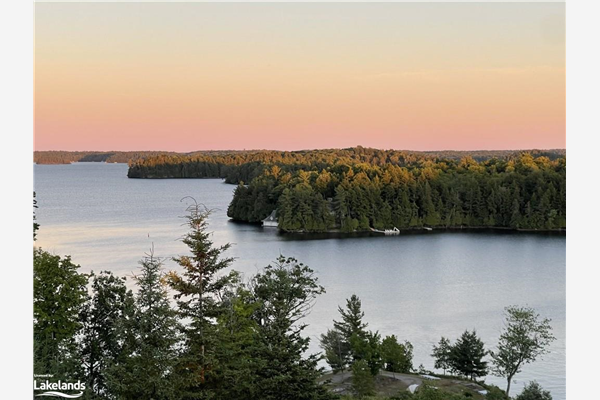 1050 Paignton House Road, Muskoka Lakes