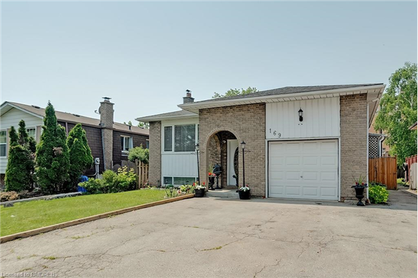 169 North Service Road E, Oakville