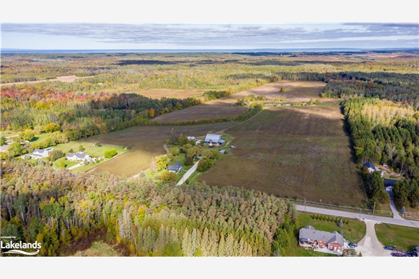 3854 12 Sunnidale Concession, Clearview